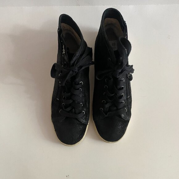 UGG Blaney Crystals Women's Black High Top Sneakers Size 7.5 1008490 Fall - Picture 5 of 15